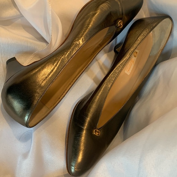 GUCCI - Picture 1 of 5